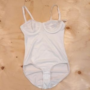 $7 Add-on NWT Originals White Body Suit, Size B36